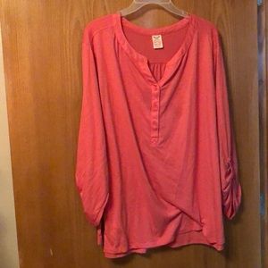 Coral 3/4 length sleeve top